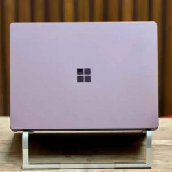 لپ‌تاپ Surface Laptop 2